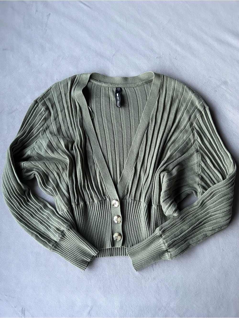 Design Lab ~ Batwing Cardigan ~ Women’s Size Medium ~ Olive Green